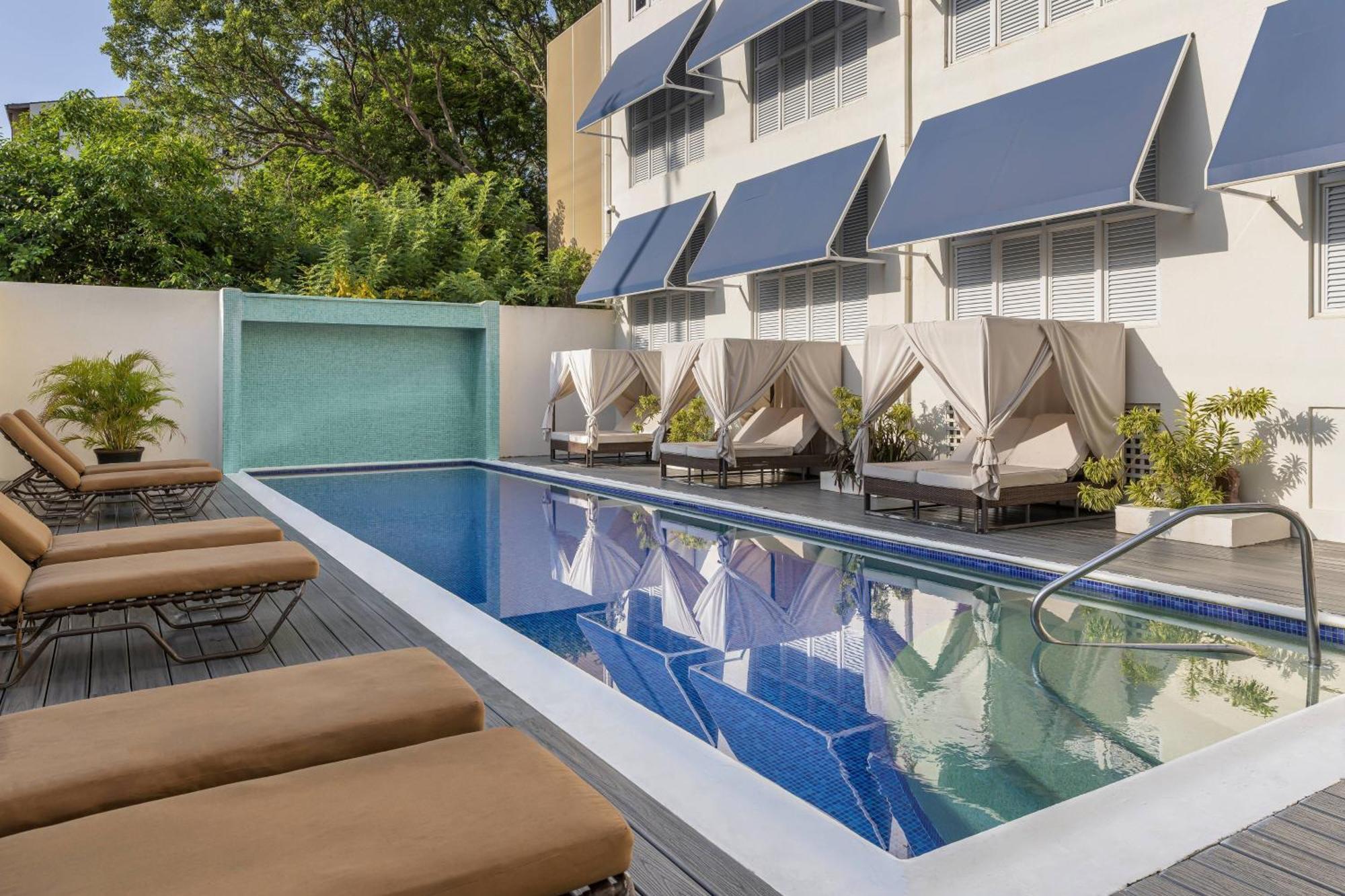 Waves Resort & Spa, Barbados, An Autograph Collection All-Inclusive Resort سانت جيمس المظهر الخارجي الصورة