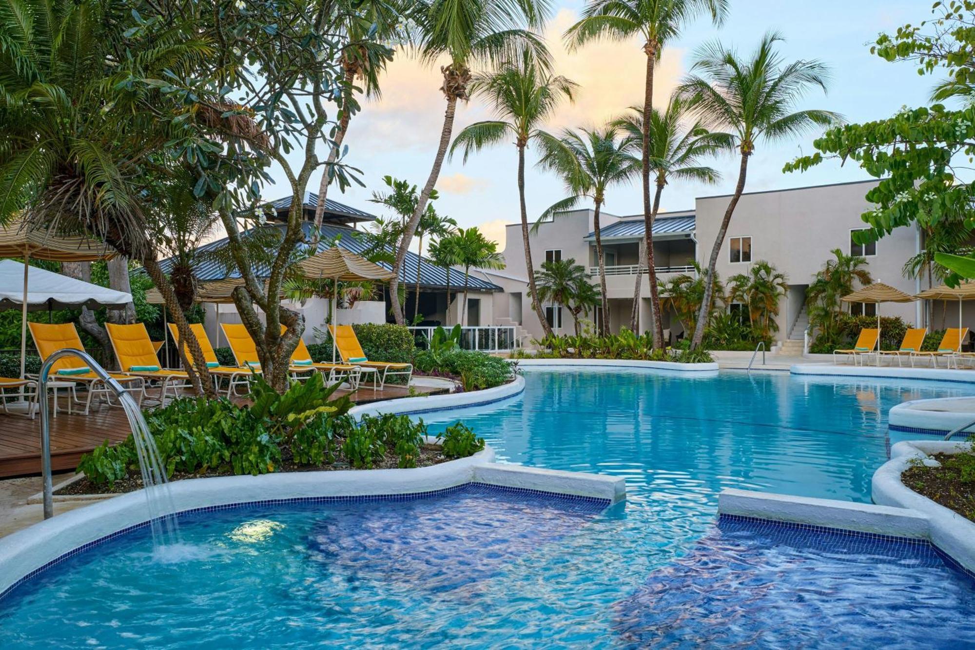 Waves Resort & Spa, Barbados, An Autograph Collection All-Inclusive Resort سانت جيمس المظهر الخارجي الصورة