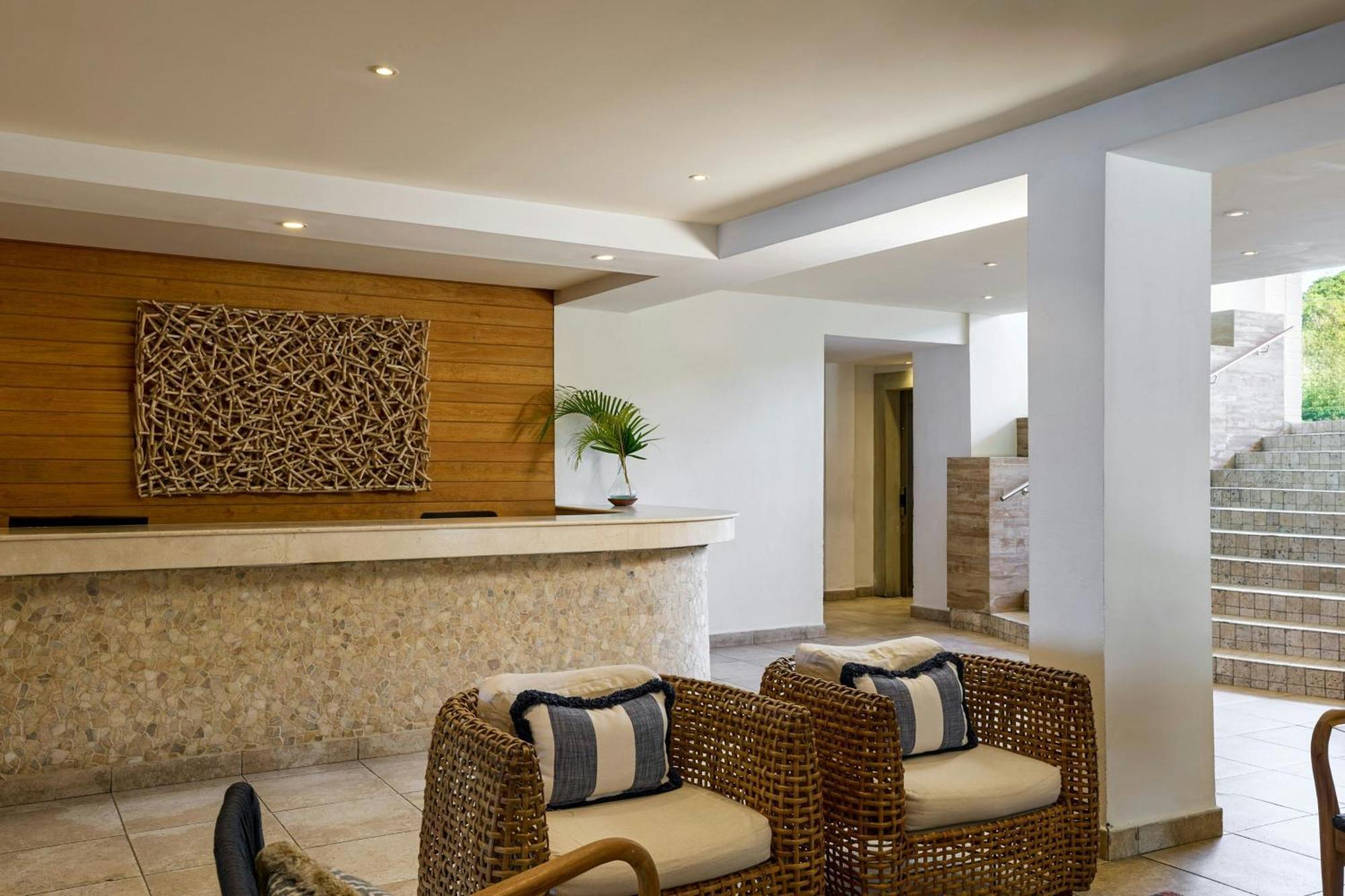 Waves Resort & Spa, Barbados, An Autograph Collection All-Inclusive Resort سانت جيمس المظهر الخارجي الصورة