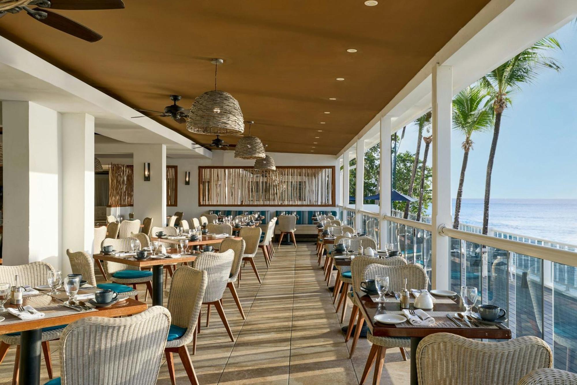 Waves Resort & Spa, Barbados, An Autograph Collection All-Inclusive Resort سانت جيمس المظهر الخارجي الصورة